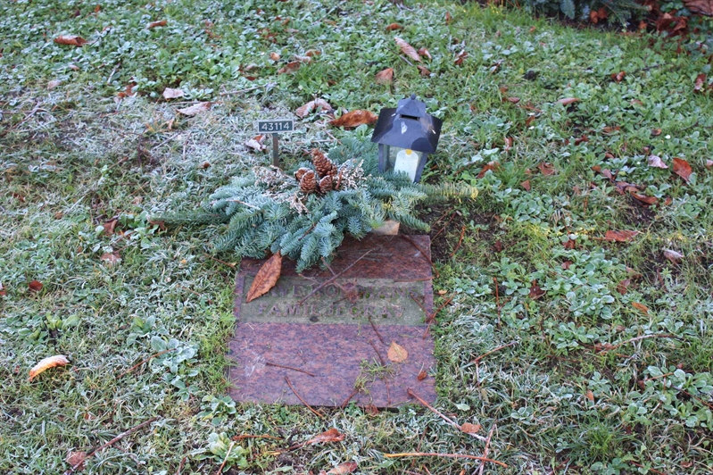 Grave number: Ö U09   114