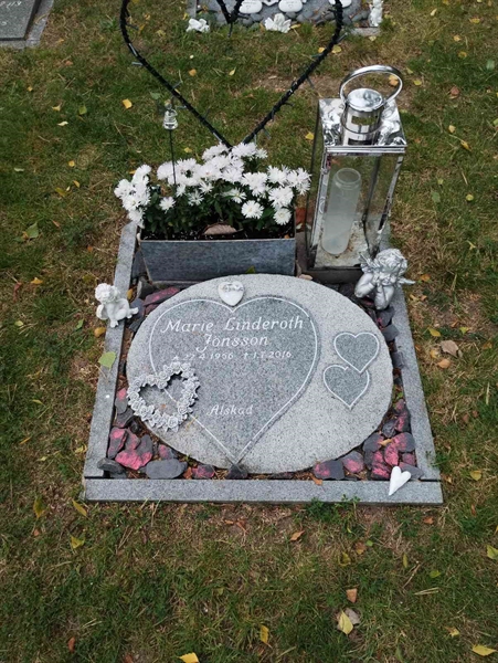 Grave number: NÅ U45    40