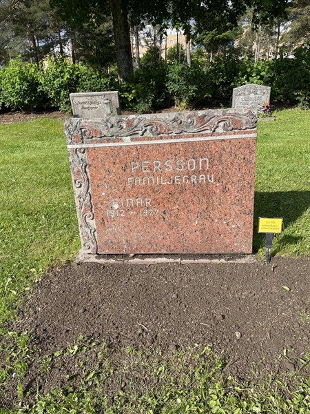 Grave number: 1 C1 39-40