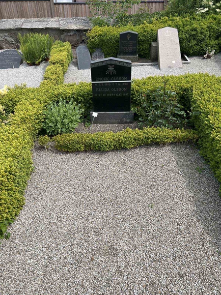 Grave number: AN B   147, 148