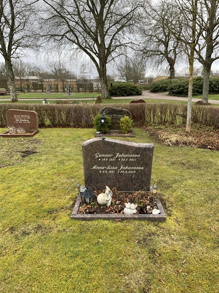 Grave number: SÖ R    56, 57