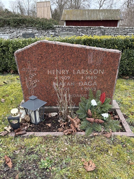 Grave number: G A 56