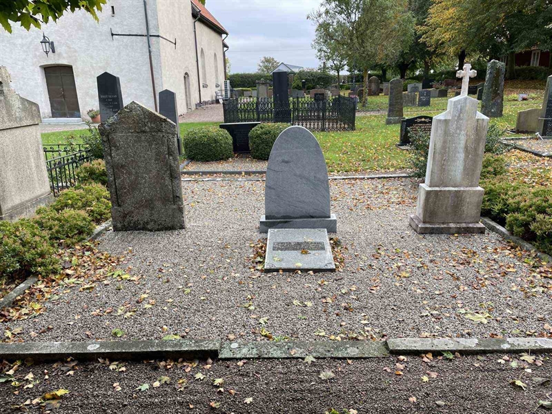 Grave number: ÖV B     3