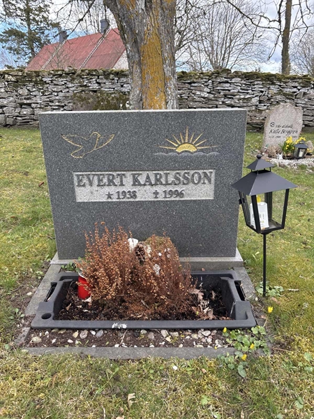 Grave number: FA 205, 206