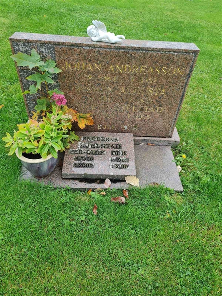 Grave number: KG 09   644, 645