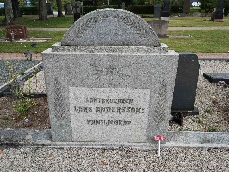 Grave number: NÅ 06    62, 63, 64, 65, 66