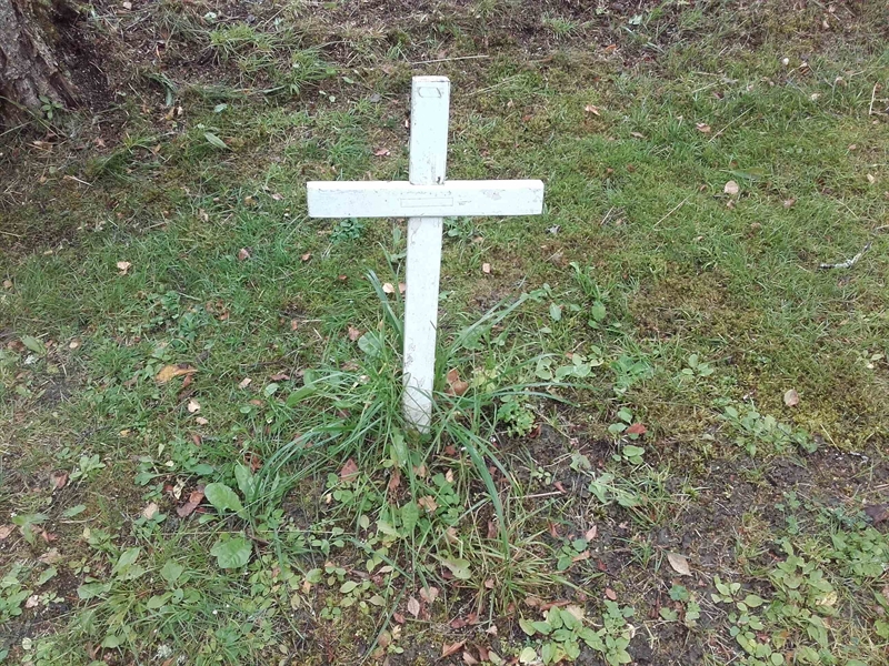 Grave number: KA 16     5