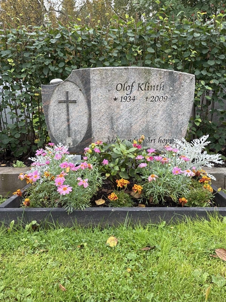 Grave number: 3  2434