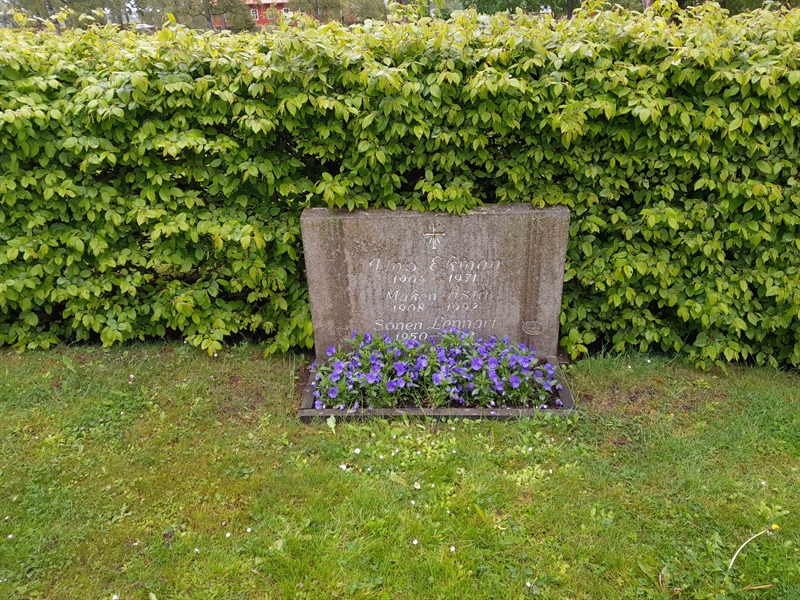 Gravnummer: ROG F   28, 29