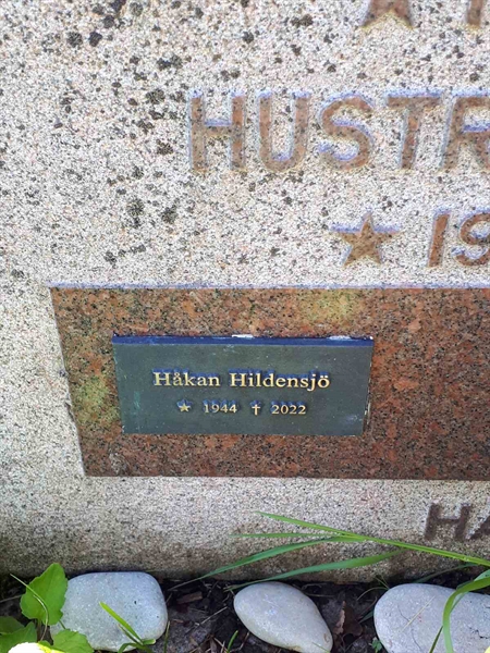 Hautatunnus: NK F A   114