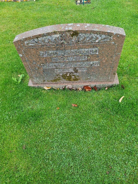 Grave number: KG 09   748, 749