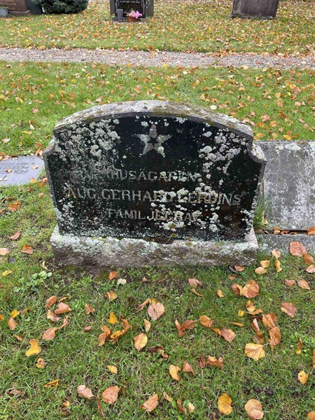 Grave number: ÖV B    57