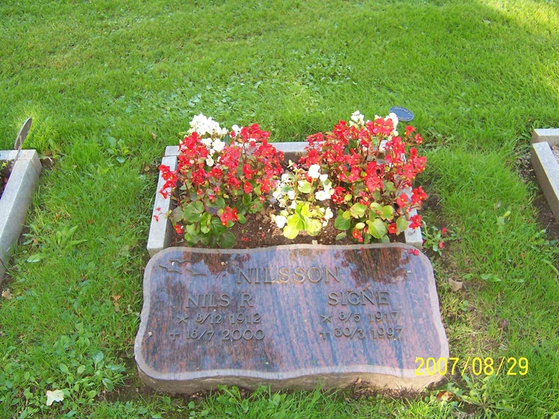 Grave number: 1 3 U2     3