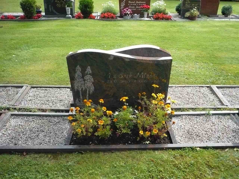 Grave number: SKF G    15, 16