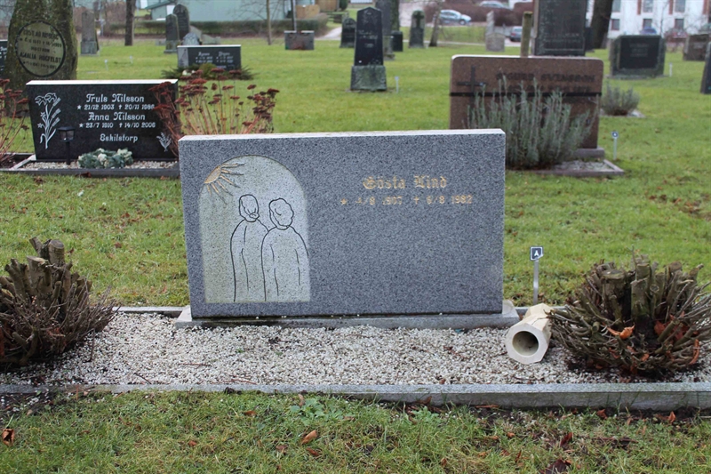 Grave number: ÖKK 3   103, 104