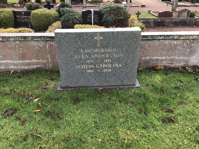 Grave number: LM 1 09  008