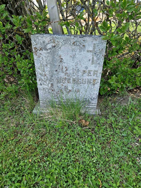 Grave number: 501 21 4152
