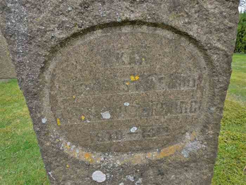 Grave number: SN G    35