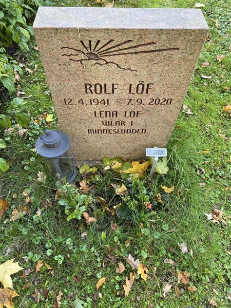 Gravnummer: 1 H   348