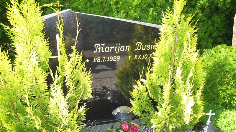 Grave number: BK I     6