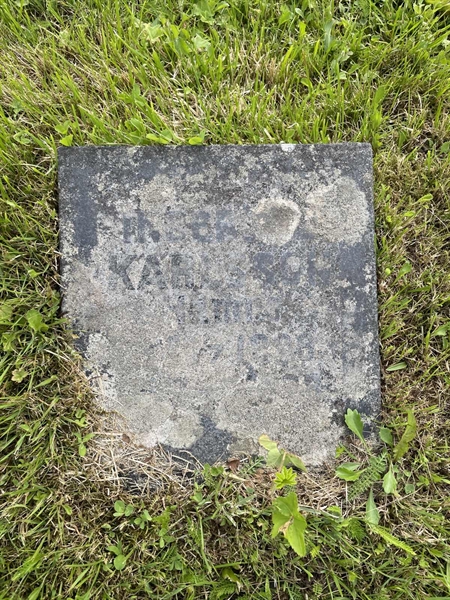 Grave number: DU GN    75