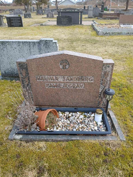 Hautatunnus: 2 9  120, 121, 122