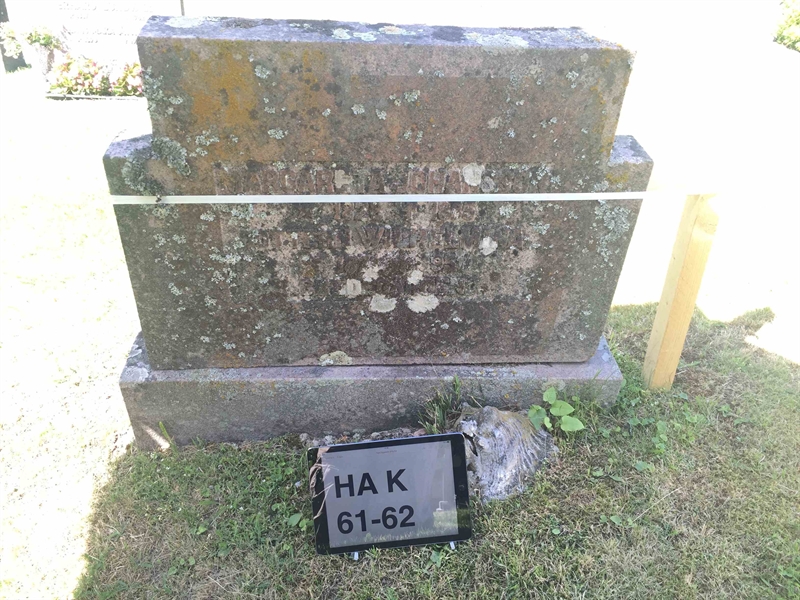 Grave number: HA K    61, 62