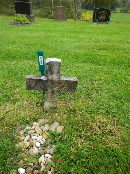 Grave number: VI K   196