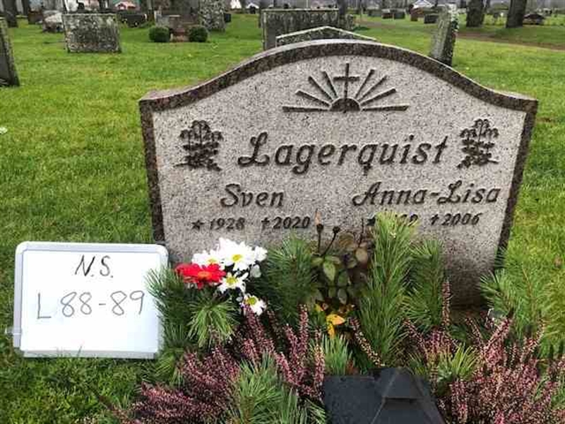 Grave number: NS L    88-89