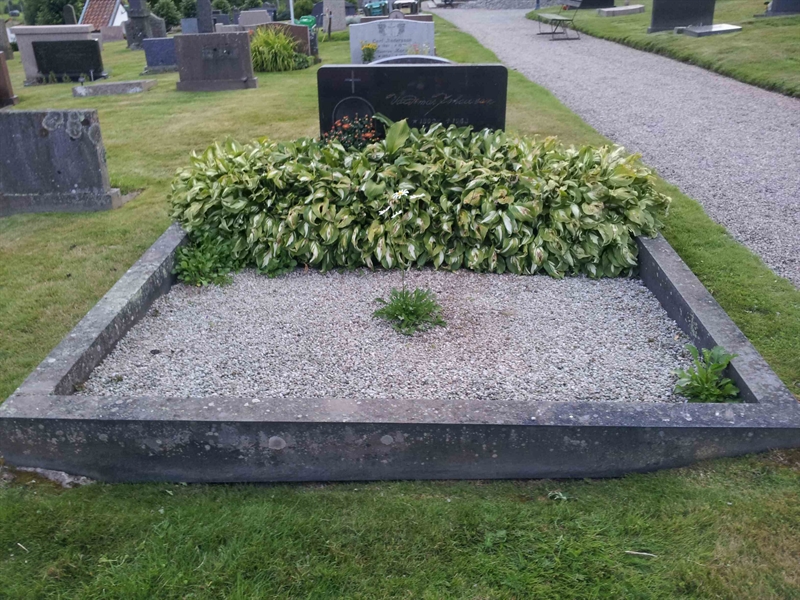Grave number: Hk 6    27