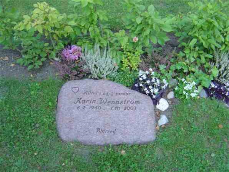 Grave number: FLÄ URNL    67