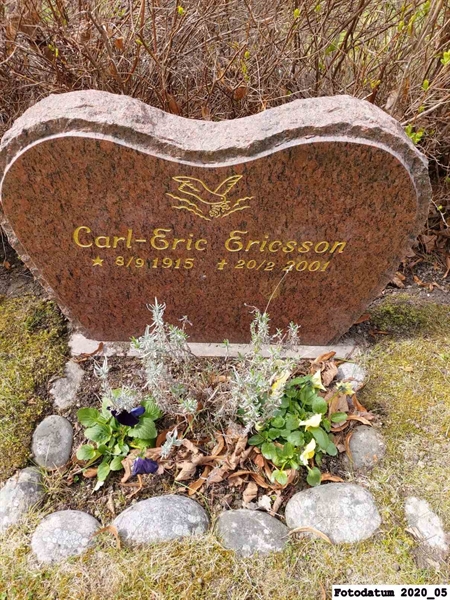Grave number: 1 H D 212