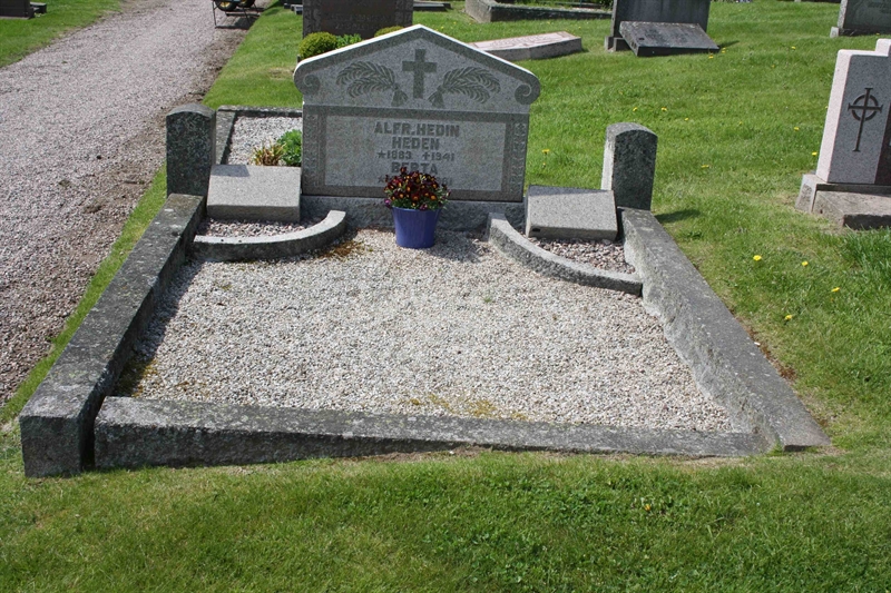 Grave number: Hk 8    58