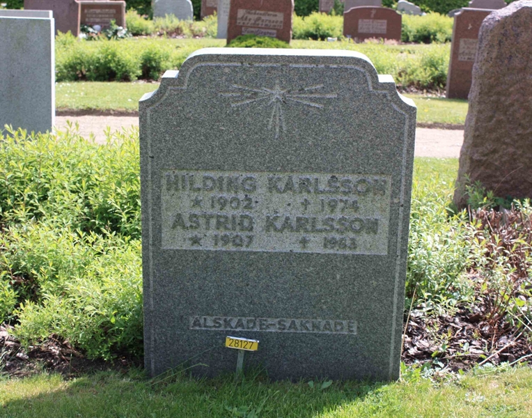 Grave number: Ö 28   206, 207