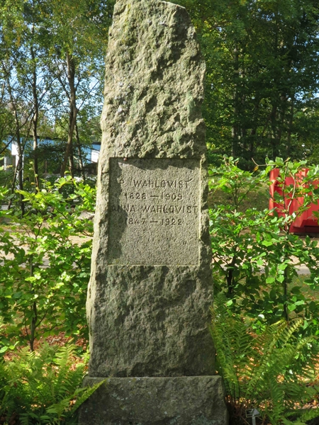 Grave number: HÖB GL.R    73