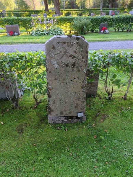 Grave number: 1 08    70-71