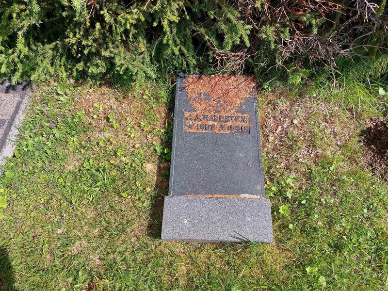 Grave number: SK 5    36