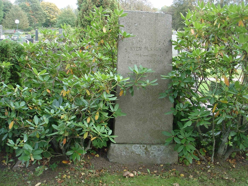 Grave number: HK A     9, 10