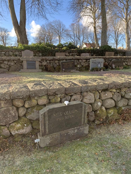 Grave number: SÖ F     9, 10