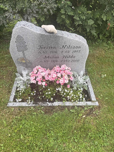 Grave number: 002 2   602