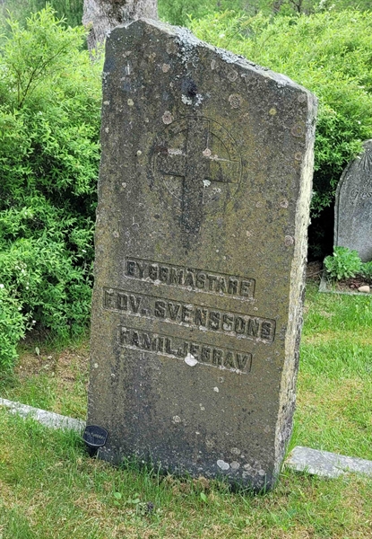 Grave number: JÄ 4   71