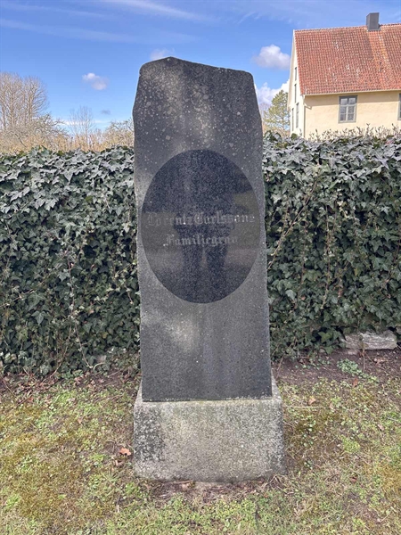 Grave number: FA 24