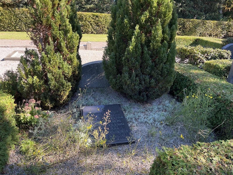 Grave number: VK IV    26