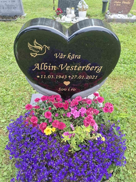 Grave number: 001 3 U    16