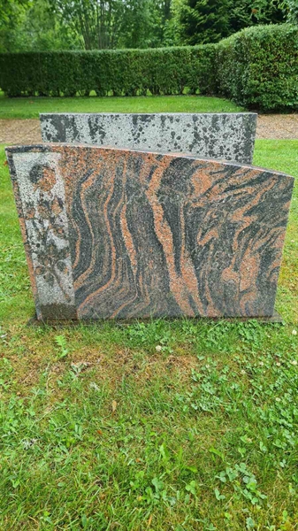 Hautatunnus: M N 19 27-28