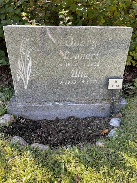 Grave number: 1 D1   104-105