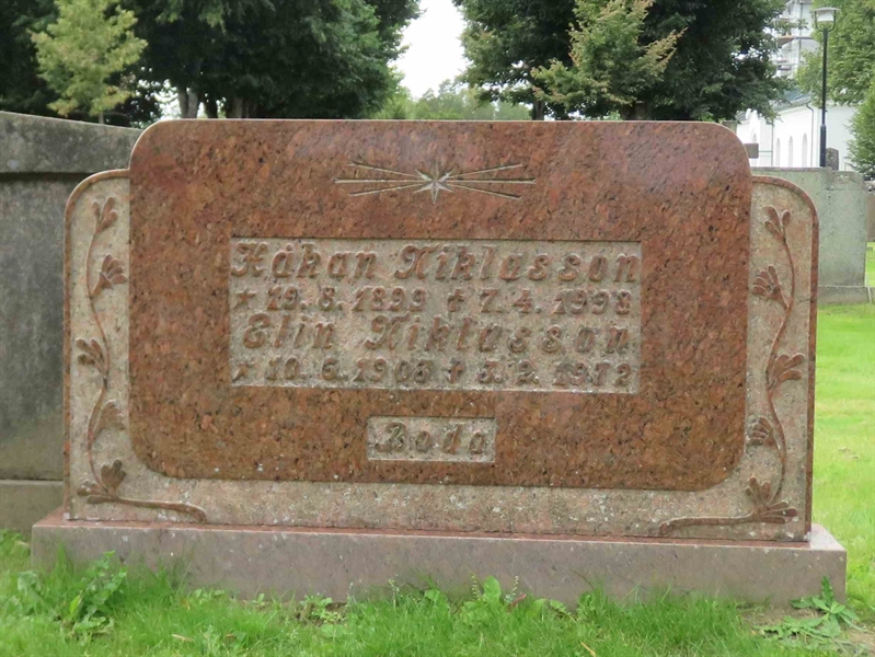 Grave number: 01 U   168, 169