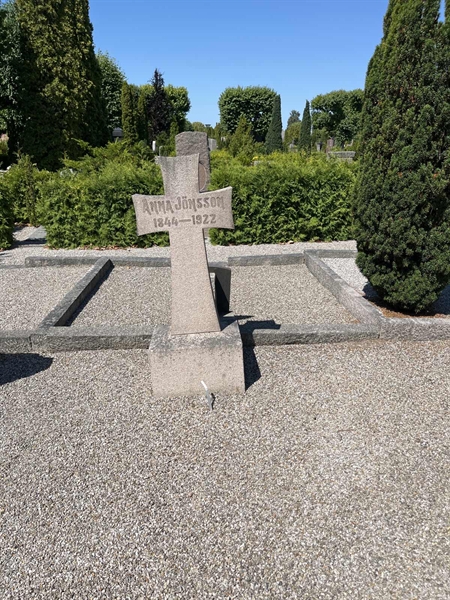 Grave number: NK V   168