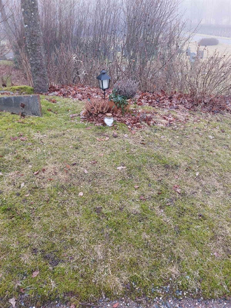 Gravnummer: SN 02    13, 14