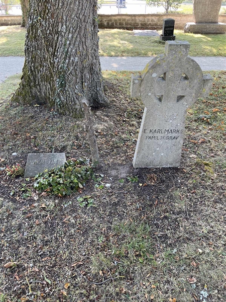 Grave number: Ö 01    16.A-C